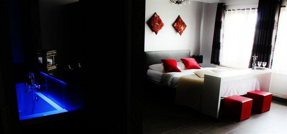 A Dream & Massages 2*