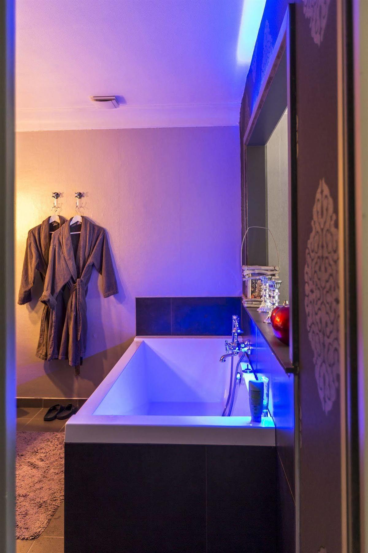 A Dream & Massages Bed & Breakfast Bruges